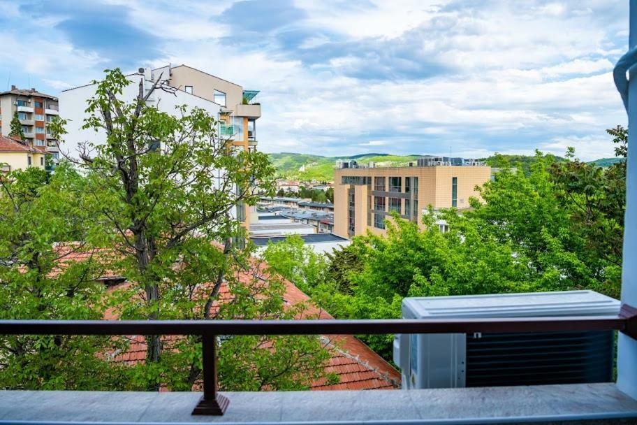 Apartment Vazrozhdenska Veliko Tărnovo Esterno foto
