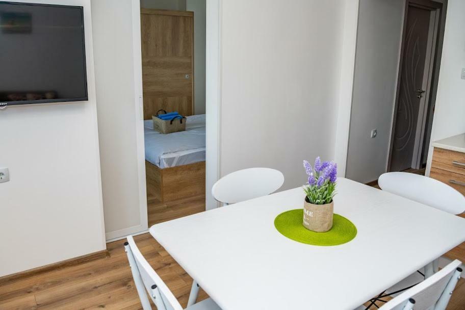 Apartment Vazrozhdenska Veliko Tărnovo Esterno foto